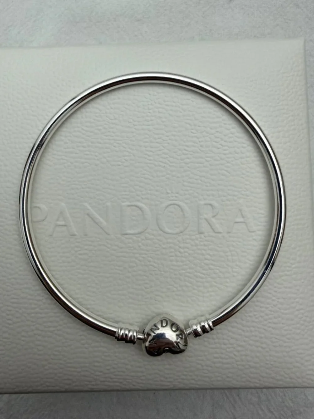 Pandora wrist size
